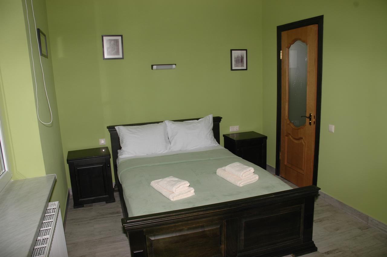 Guest House Lviv Eksteriør bilde